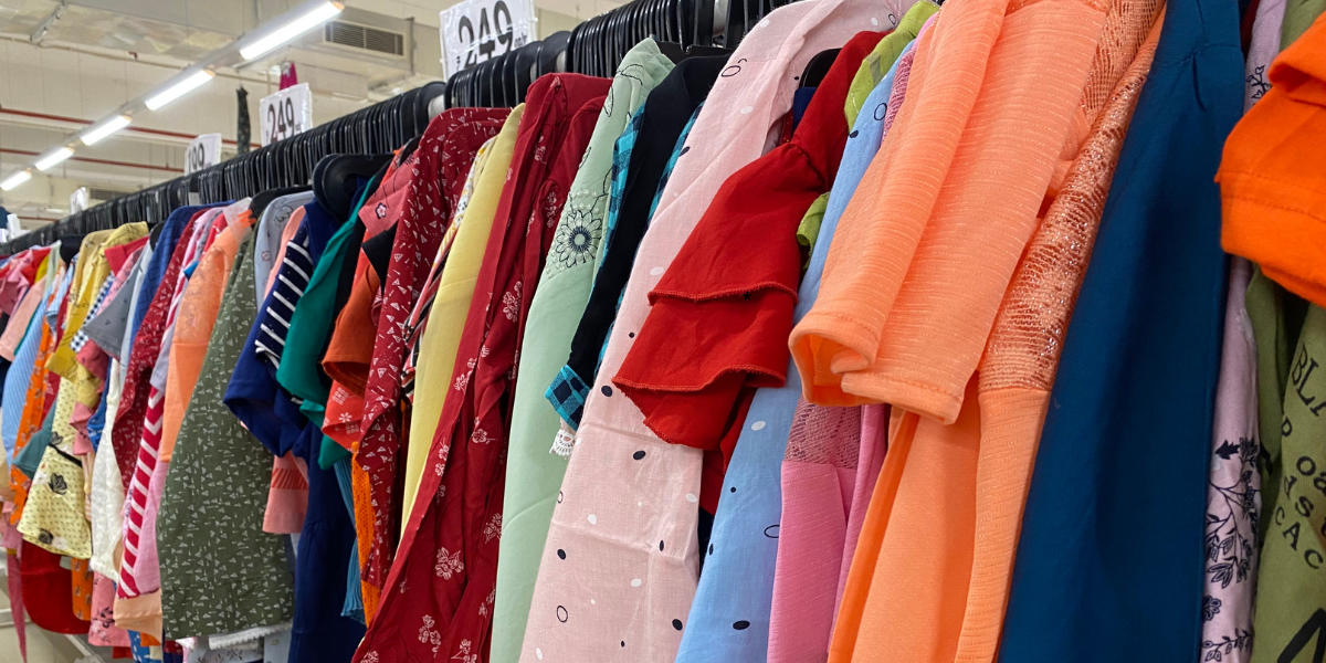 clothes rack